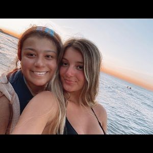 Meet your Posher, Alenna